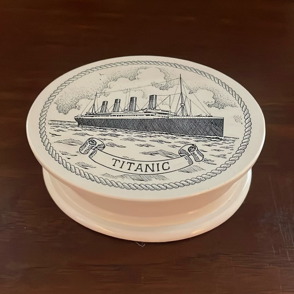 Vintage Titanic trinket box